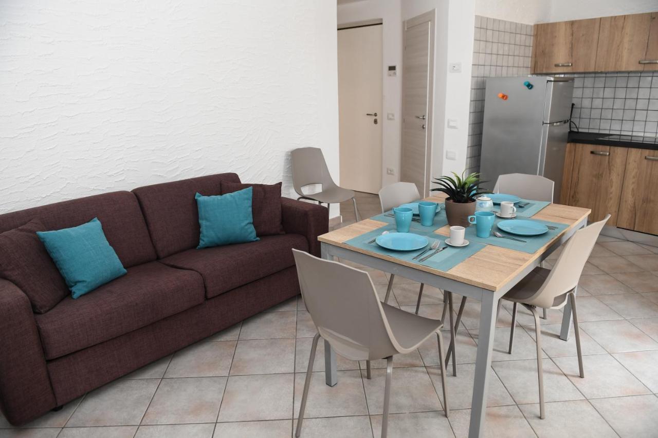 לאזיסה Blue Apartment - A Due Passi Dal Lago, Parcheggio Privato מראה חיצוני תמונה